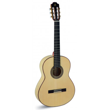 Admira F4 guitare flamenco